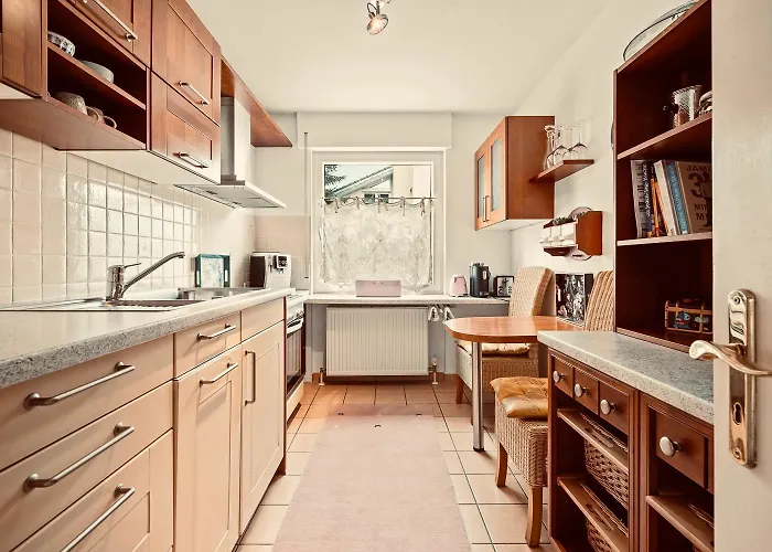 Louise 50 M Zum شقة