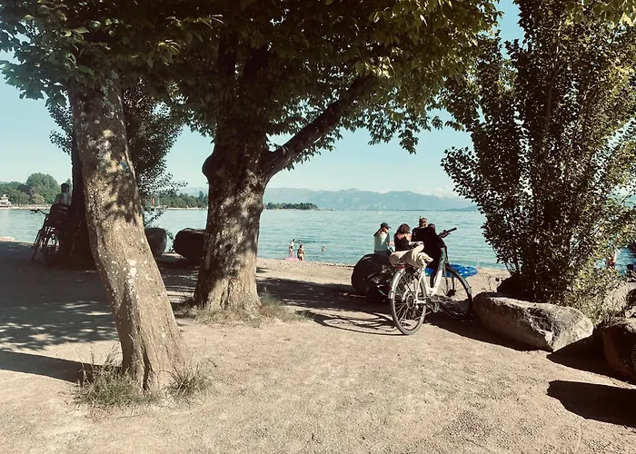 Louise 50 M Zum شقة